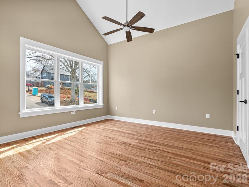 Spacious, unfurnished interior of a new home in , Asheville (Image 42).
