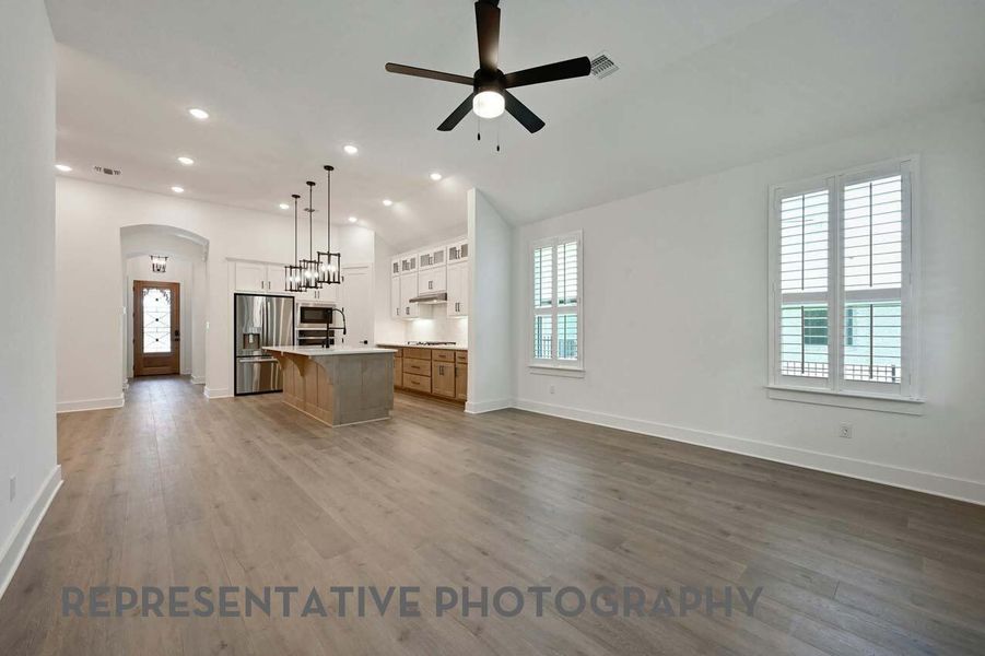 Spacious, unfurnished interior of a new home in 6 Creeks at Waterridge, Kyle (Image 16). Spacious, unfurnished interior of a new home in 6 Creeks at Waterridge, Kyle (Image 16).