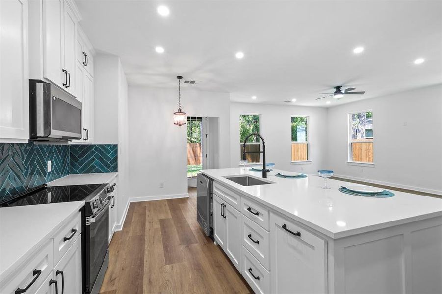 Furnished interior view inside a new home in , Mabank (Image 3). Furnished interior view inside a new home in , Mabank (Image 3).