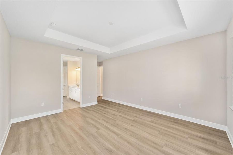 Spacious, unfurnished interior of a new home in , Ocala (Image 42).