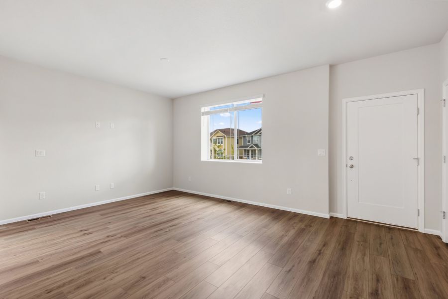 Spacious, unfurnished interior of a new home in Windler, Aurora (Image 8). Spacious, unfurnished interior of a new home in Windler, Aurora (Image 8).