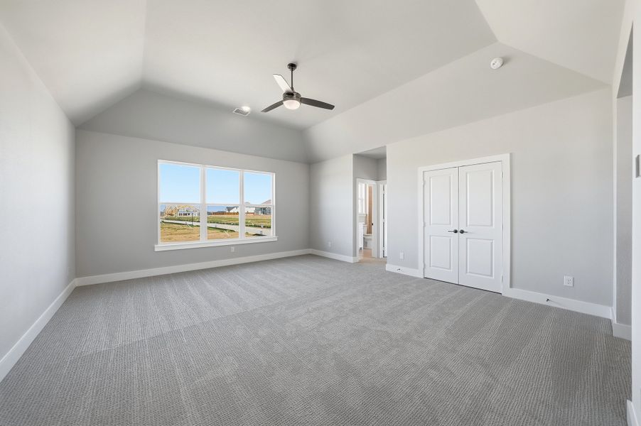 Spacious, unfurnished interior of a new home in Park Place - 80' Lots, Prosper (Image 29). Spacious, unfurnished interior of a new home in Park Place - 80' Lots, Prosper (Image 29).