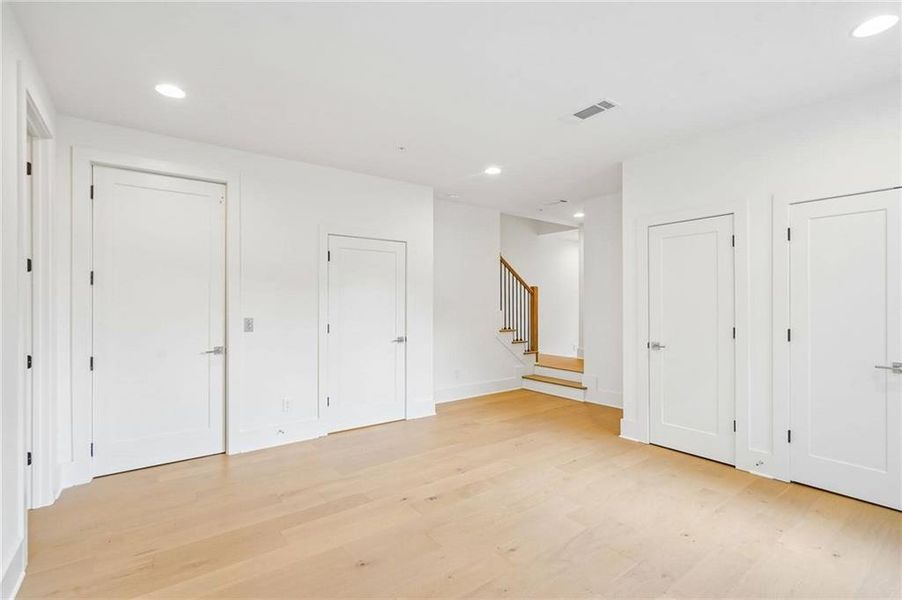 Spacious, unfurnished interior of a new home in , Decatur (Image 28).