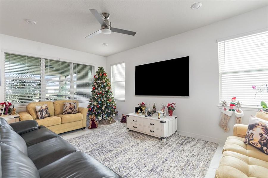 Furnished interior view inside a new home in Tohoqua Reserve, Kissimmee (Image 8).
