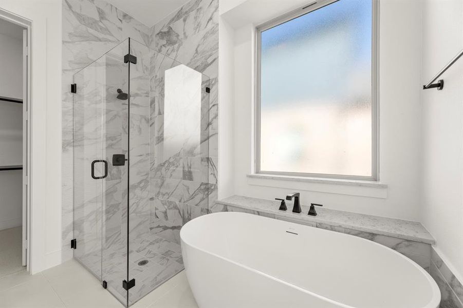 19. 3105 Summer - Bath (2)