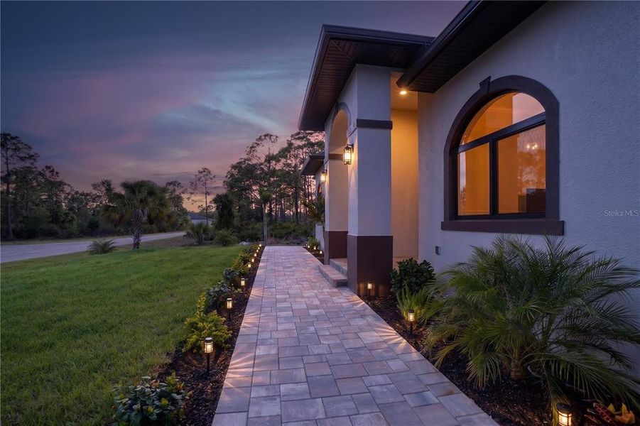 Exterior details and patio area of a home in , Port Charlotte (Image 56).