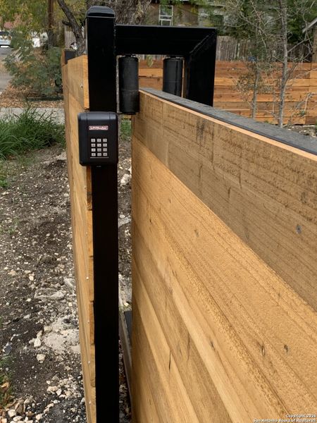 Close-up of interior finishes inside a home in , San Antonio (Image 13).