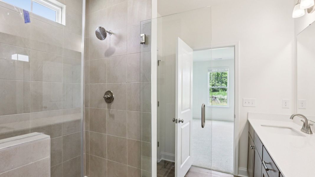 Representative furnished interior of a home built from the Pendleton by DRB Homes in Oakmont Manor, Oxford (Image 16).