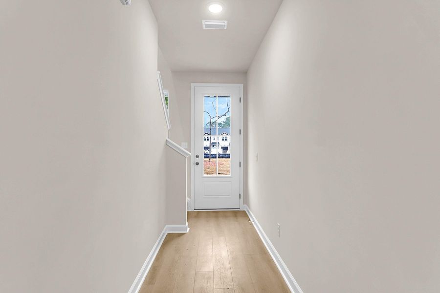 Spacious, unfurnished interior of a new home in , Summerville (Image 22).