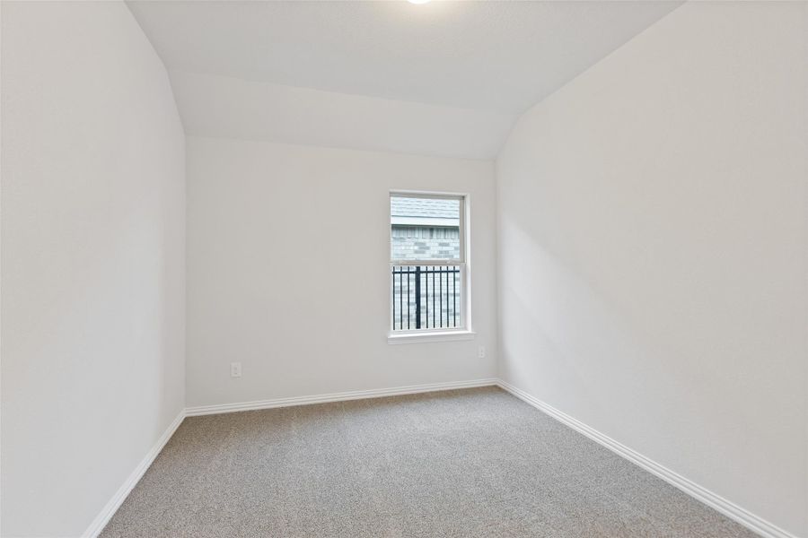 Spacious, unfurnished interior of a new home in Sunterra, Katy (Image 21). Spacious, unfurnished interior of a new home in Sunterra, Katy (Image 21).