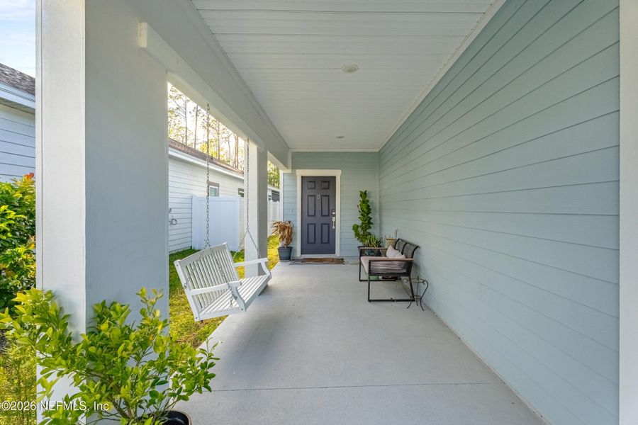 Exterior details and patio area of a home in , Fernandina Beach (Image 23).