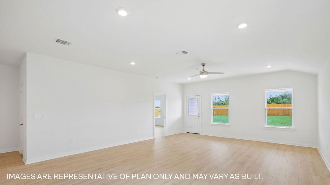 Representative unfurnished interior of a home built from the The Kingston by D.R. Horton in Trails at Wildhorse, Austin (Image 14).