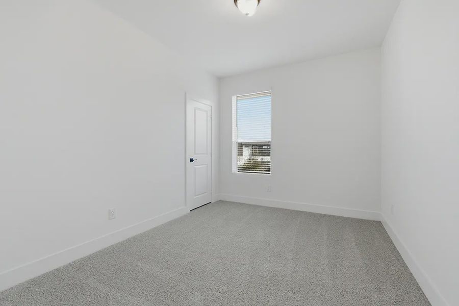 Spacious, unfurnished interior of a new home in Centero at Stone Oak, San Antonio (Image 21).