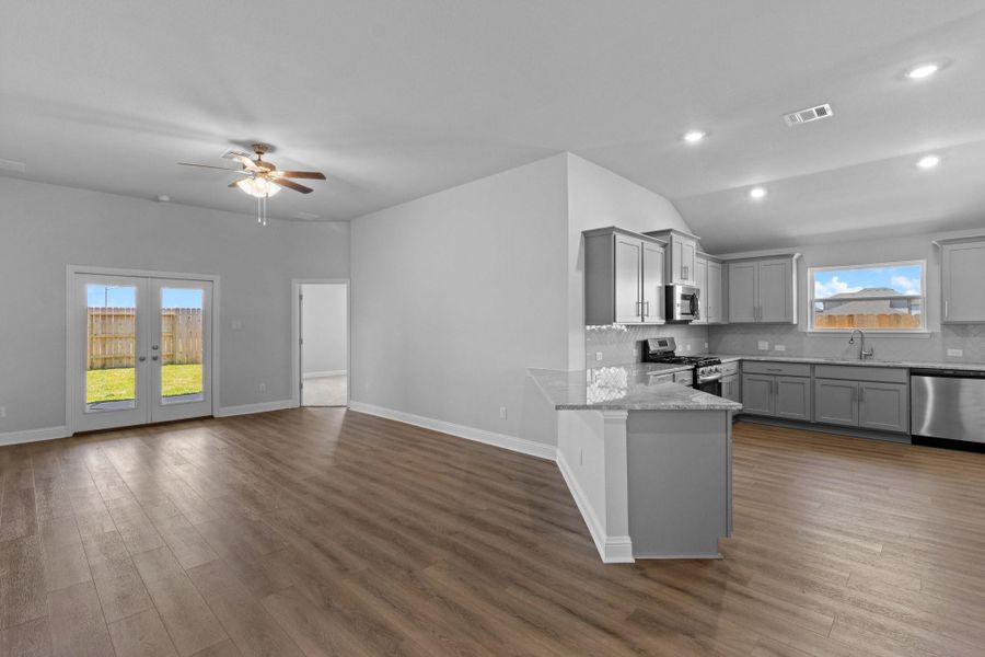 Furnished interior view inside a new home in River Ranch Trails, Dayton (Image 14).