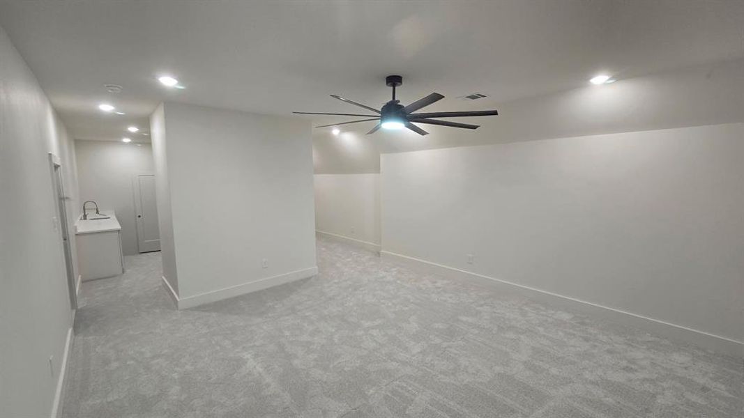 Spacious, unfurnished interior of a new home in , Burleson (Image 7).