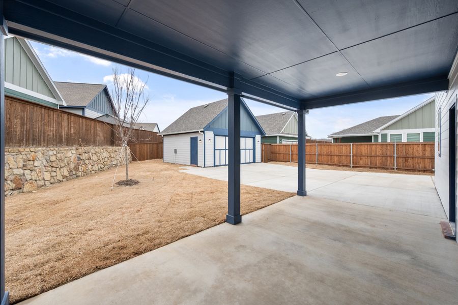 Exterior details and patio area of a home in Heritage Towne, Midlothian (Image 30). Exterior details and patio area of a home in Heritage Towne, Midlothian (Image 30).