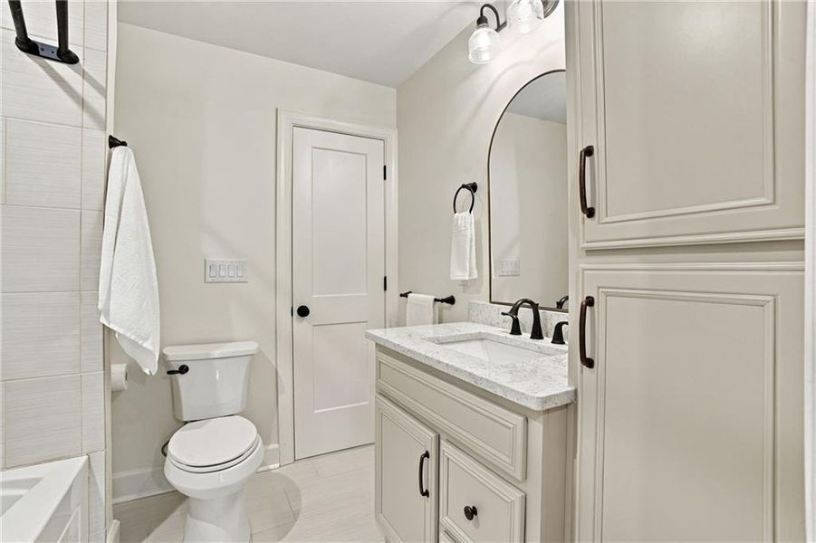 Furnished interior view inside a new home in , Auburn (Image 17).