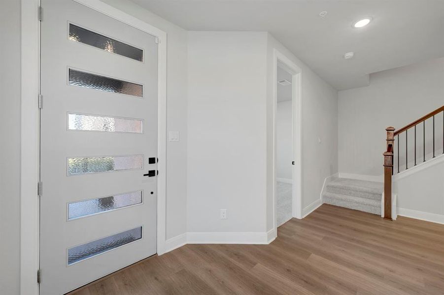 Spacious, unfurnished interior of a new home in Hillside at Las Colinas, Irving (Image 19). Spacious, unfurnished interior of a new home in Hillside at Las Colinas, Irving (Image 19).