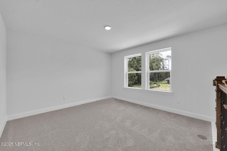 Spacious, unfurnished interior of a new home in Creighton Pointe, Fleming Island (Image 43).