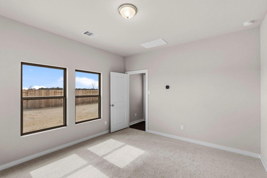Spacious, unfurnished interior of a new home in Windrose Green, Angleton (Image 26).