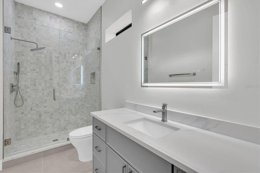 Furnished interior view inside a new home in , St. Petersburg (Image 16).