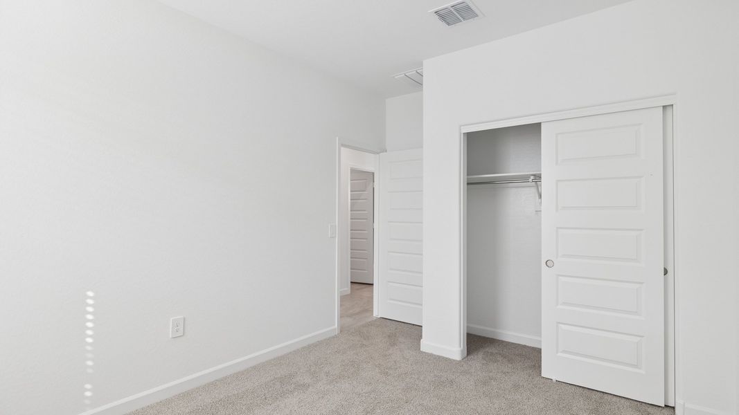 Spacious, unfurnished interior of a new home in Sorrento, Maricopa (Image 19). Spacious, unfurnished interior of a new home in Sorrento, Maricopa (Image 19).