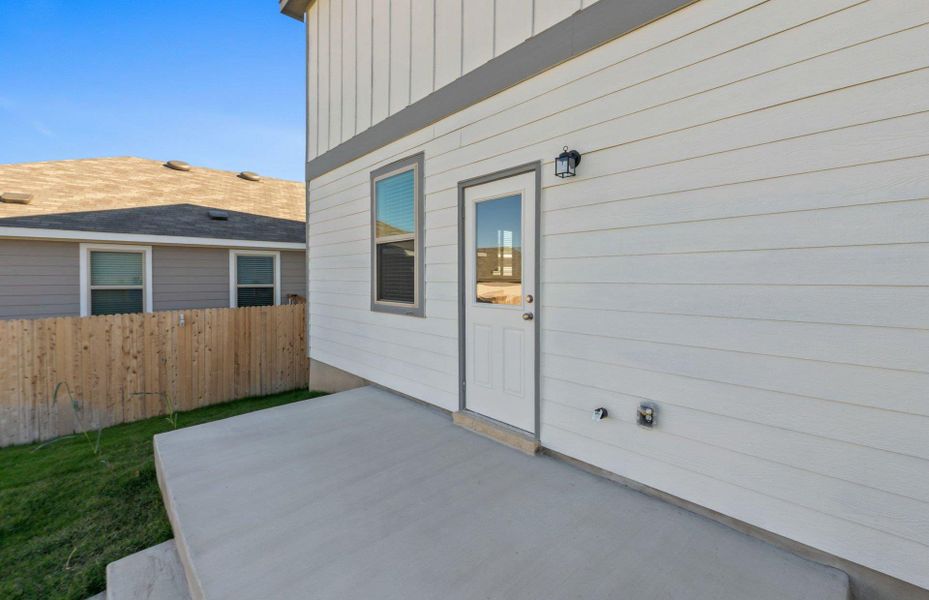 Exterior details and patio area of a home in Sonterra, Jarrell (Image 2).