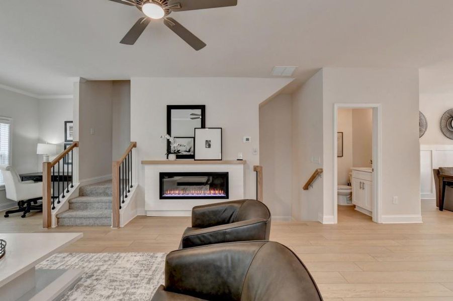 Furnished interior view inside a new home in Magnolia Grove, Mableton (Image 15). Furnished interior view inside a new home in Magnolia Grove, Mableton (Image 15).