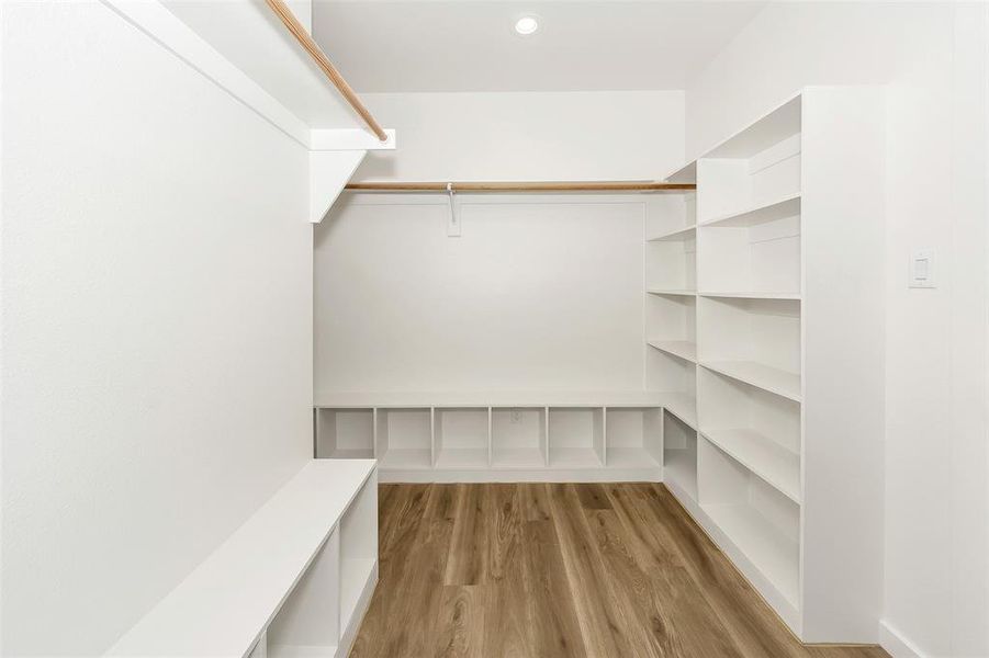 Spacious, unfurnished interior of a new home in , Denison (Image 21).