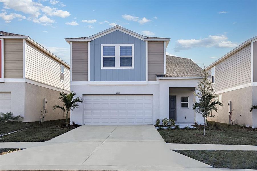 Front exterior of a new home in Pasadena Ridge, Dade City, FL, highlighting curb appeal (Image 1). Front exterior of a new home in Pasadena Ridge, Dade City, FL, highlighting curb appeal (Image 1).