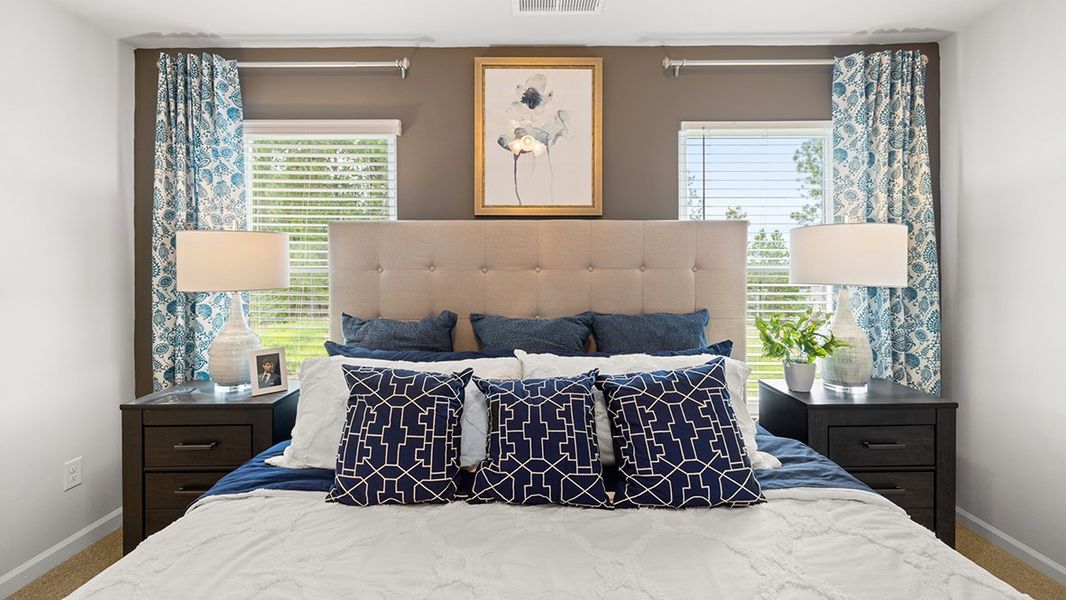 Representative furnished interior of a home built from the Cabral by D.R. Horton in Poplar Preserve, Newnan (Image 12).