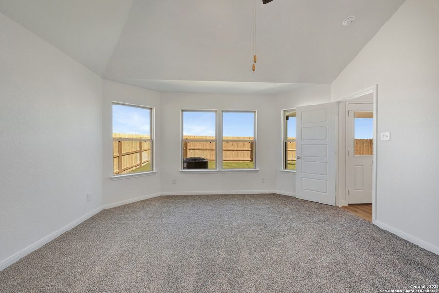 Spacious, unfurnished interior of a new home in Park Place, New Braunfels (Image 22). Spacious, unfurnished interior of a new home in Park Place, New Braunfels (Image 22).