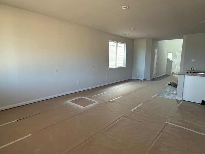 Image 4 of a home in Cliffstone Hills. Image 4 of a home in Cliffstone Hills.