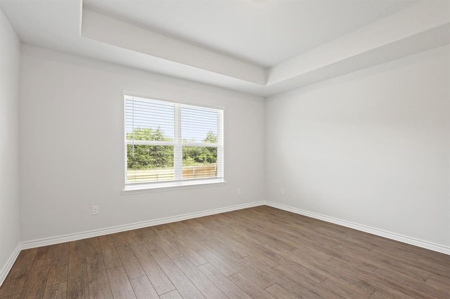 Spacious, unfurnished interior of a new home in Christian Meadows, Ennis (Image 10).