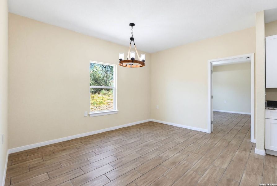 Spacious, unfurnished interior of a new home in , Poteet (Image 27).