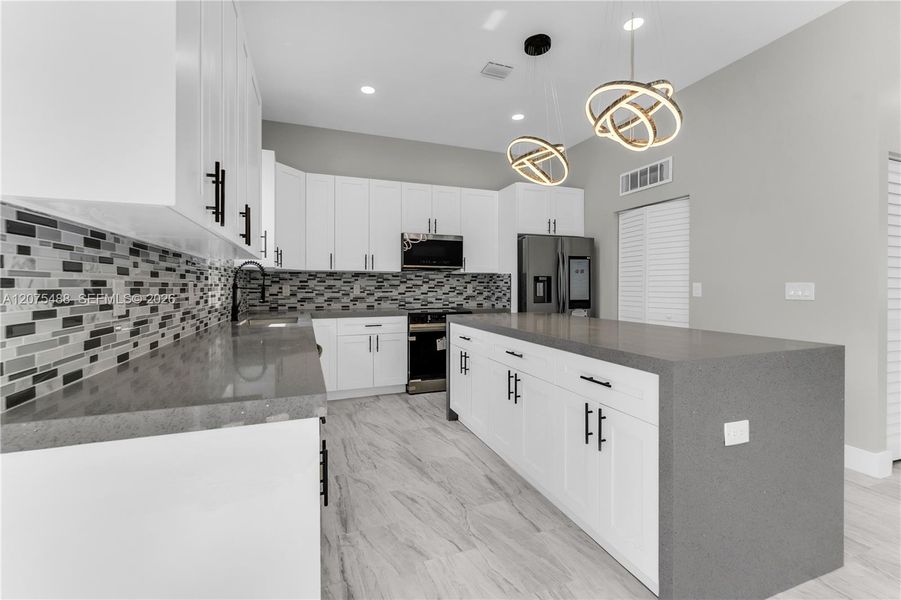 Furnished interior view inside a new home in , Fort Lauderdale (Image 6).