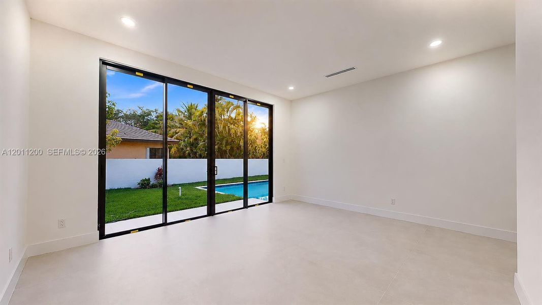 Spacious, unfurnished interior of a new home in , Miami Lakes (Image 63).