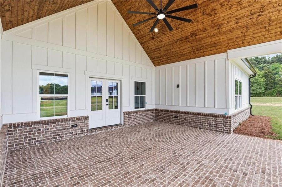 Exterior details and patio area of a home in , Monroe (Image 41).