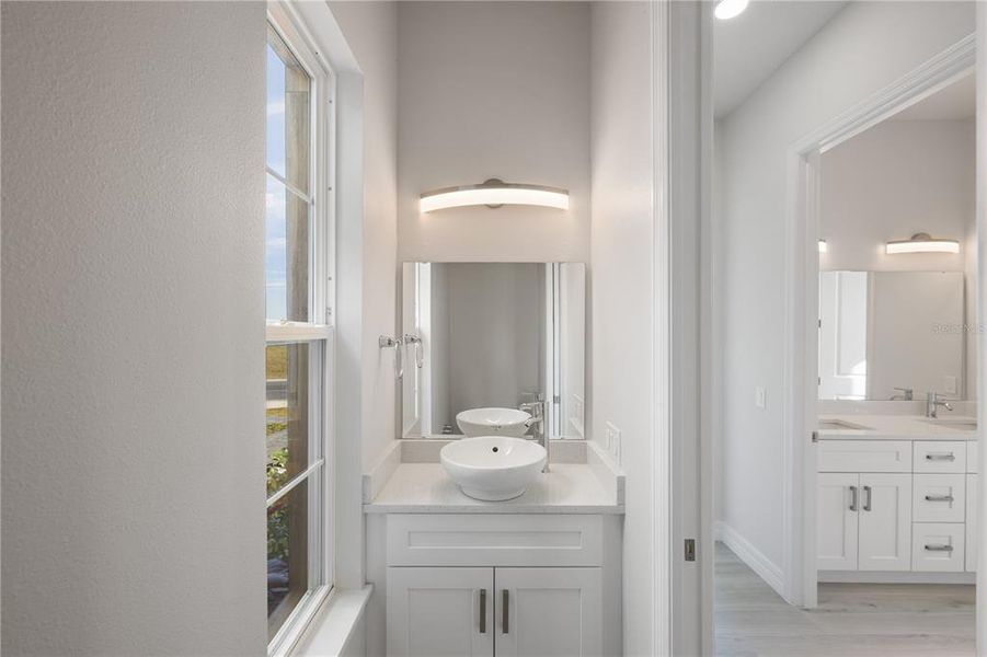 Furnished interior view inside a new home in , Lake Alfred (Image 11).