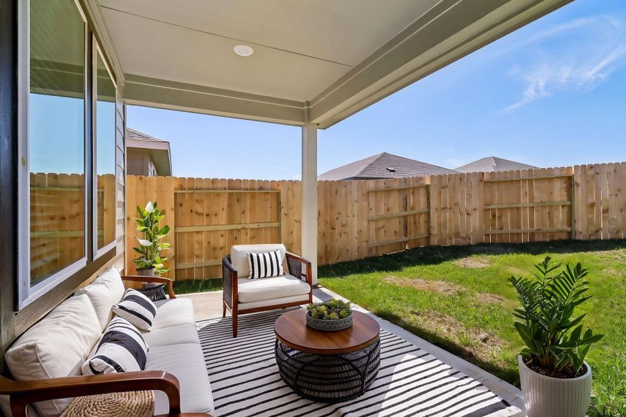 Photo is not of the actual home, but is an inspirational photo of builder’s model home and may depict options, furnishings, and/or decorator features that are not included Photo is not of the actual home, but is an inspirational photo of builder’s model home and may depict options, furnishings, and/or decorator features that are not included