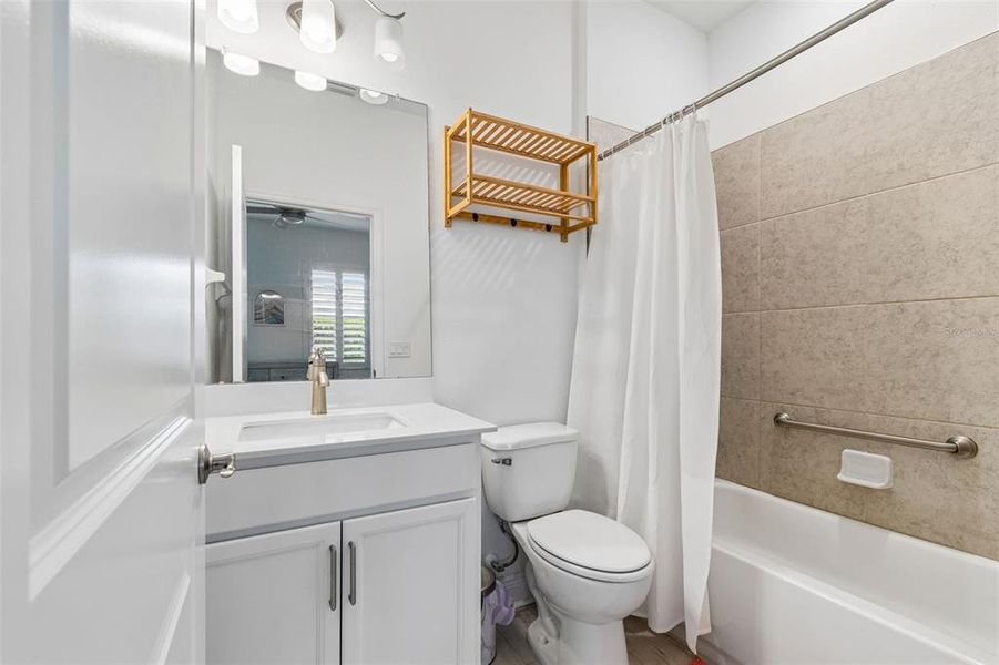 Furnished interior view inside a new home in , Tarpon Springs (Image 19). Furnished interior view inside a new home in , Tarpon Springs (Image 19).