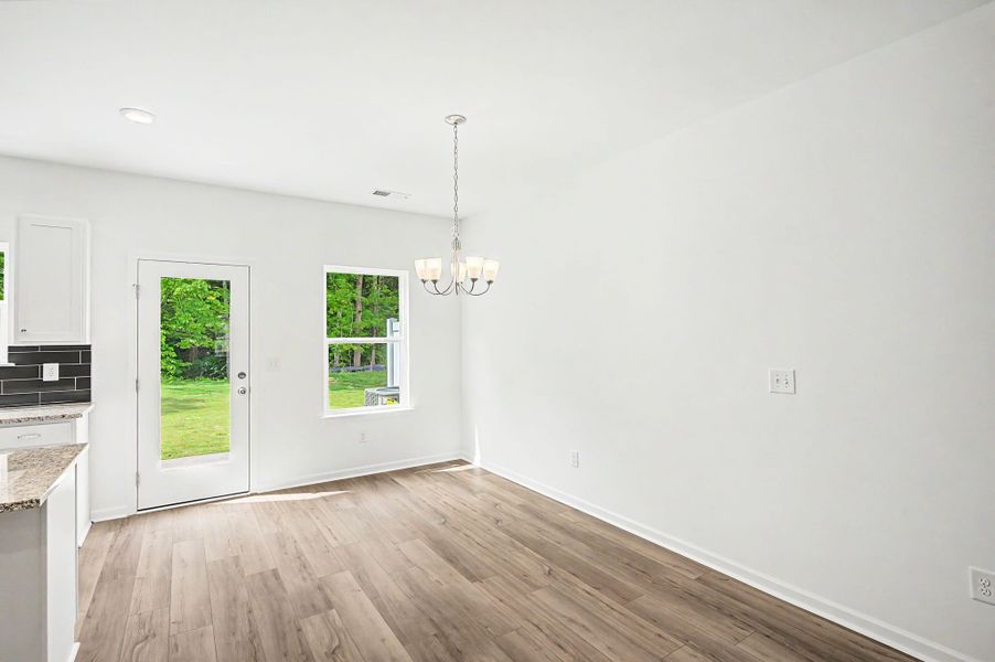 Spacious, unfurnished interior of a new home in Ironhorse, Dickson (Image 29).
