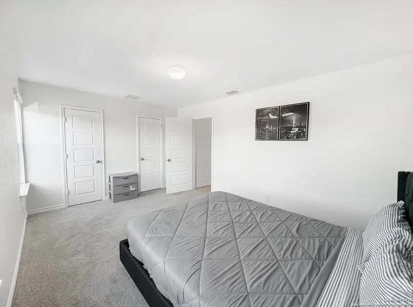 Furnished interior view inside a new home in Marbella, San Antonio (Image 11).