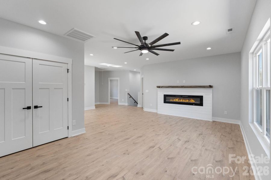 upstairs bonus room