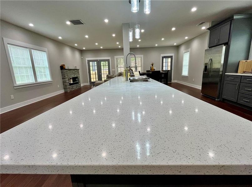 Spacious, unfurnished interior of a new home in , Atlanta (Image 18).