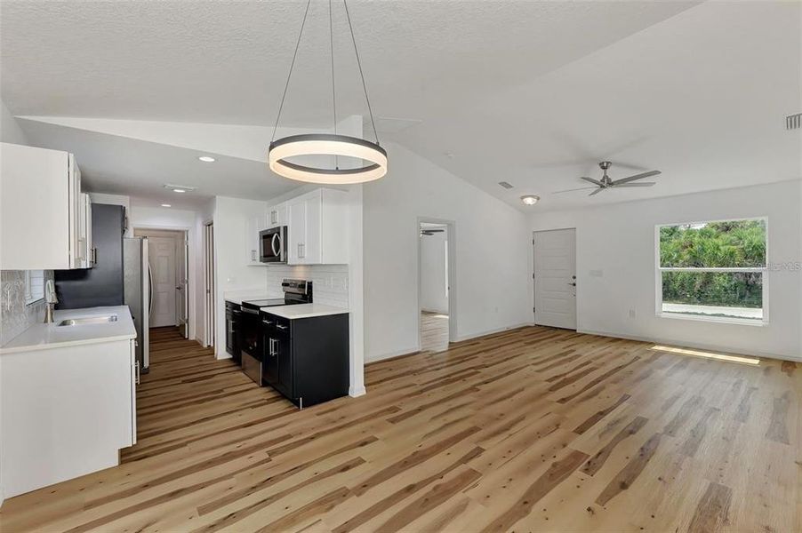 Spacious, unfurnished interior of a new home in , North Port (Image 21).