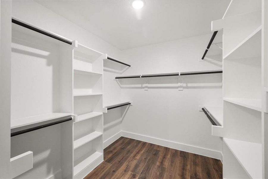 Furnished interior view inside a new home in , Kerens (Image 8).