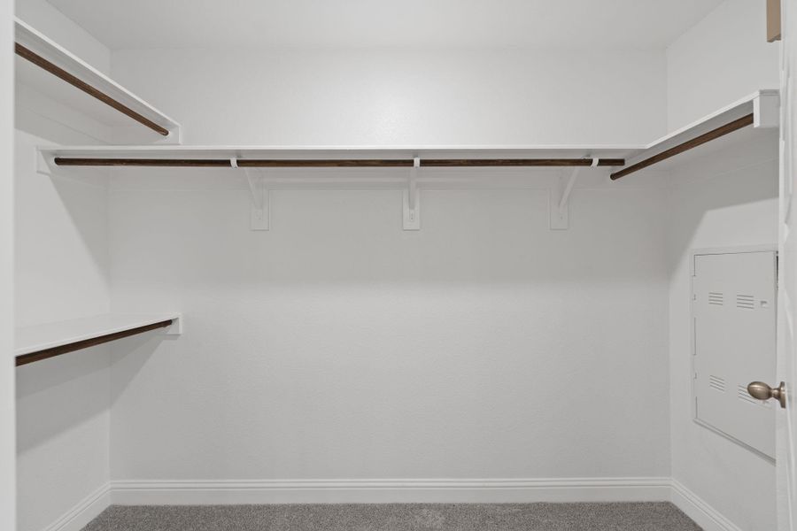 Spacious, unfurnished interior of a new home in Sunterra, Katy (Image 23).