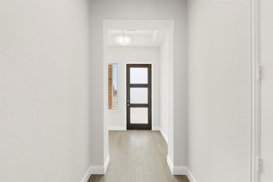 03. 3209 Agnew - Entry