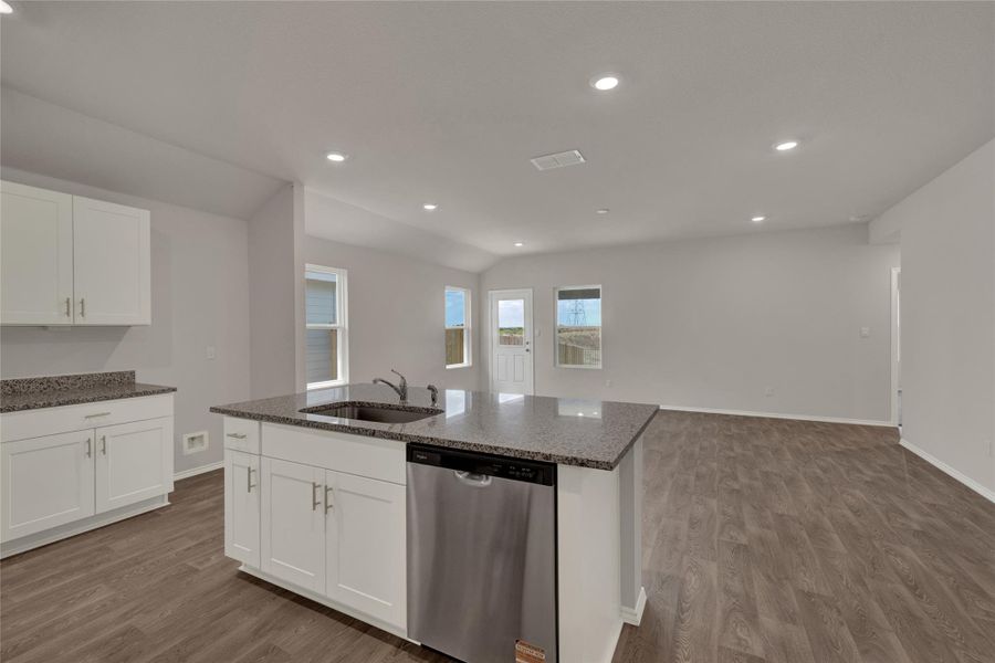 Furnished interior view inside a new home in Bollinger, Maxwell (Image 4).